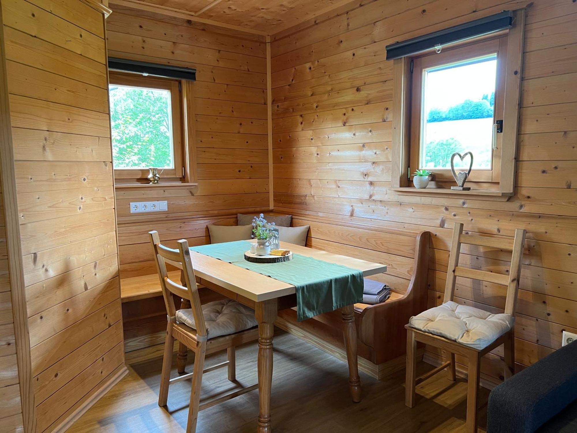 Ferienhaeuschen In Mariahof Apartment Екстериор снимка